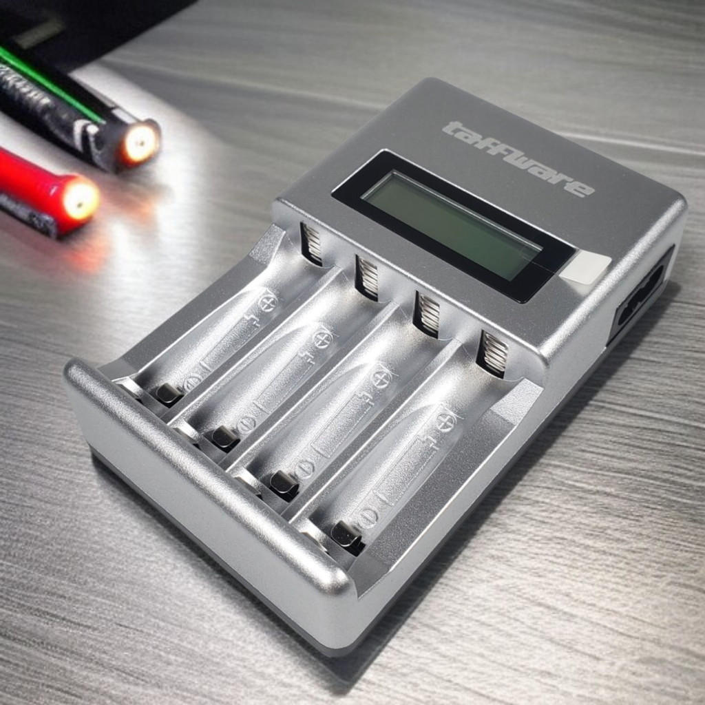 Charger Baterai AA AAA LCD Display 4 Slot Taffware Battery Charger