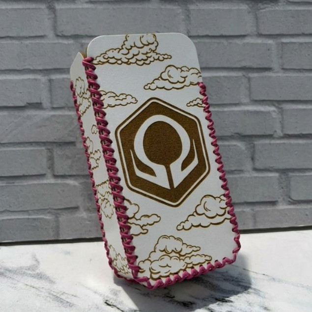 Cover Case HexV-3 / Oframe Sintetis Putih Bng Pink Cloud Pattern Logo Leather