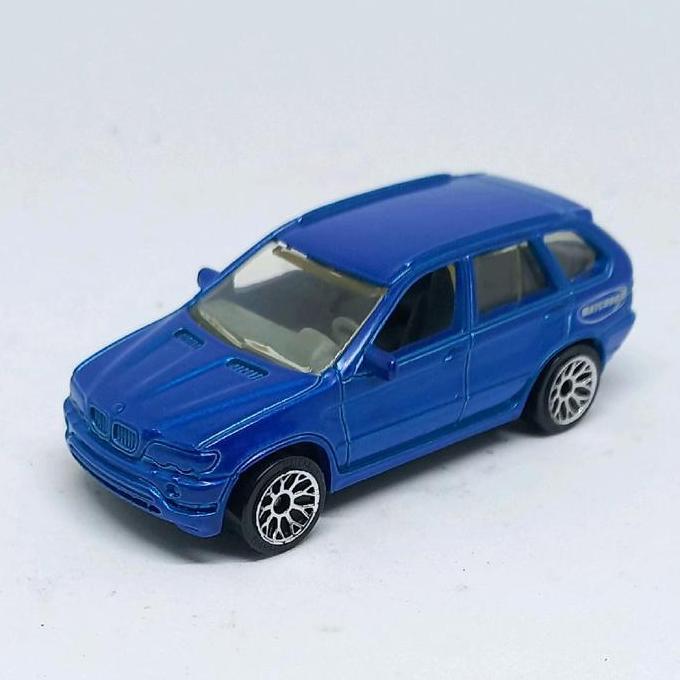matchbox bmw x5 biru loose diecast (s)