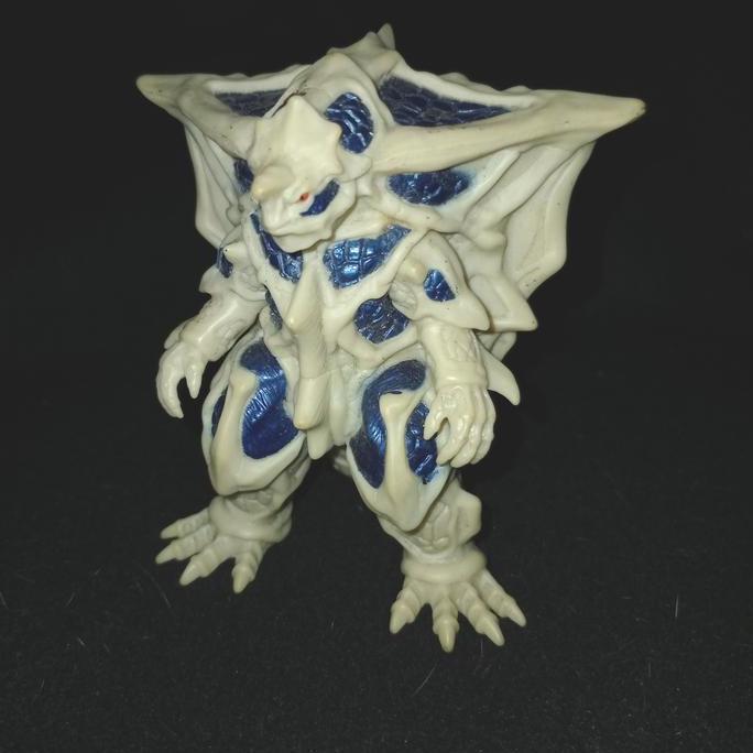 Bandai 11 Cm Ultra Monster Series Geranda murah