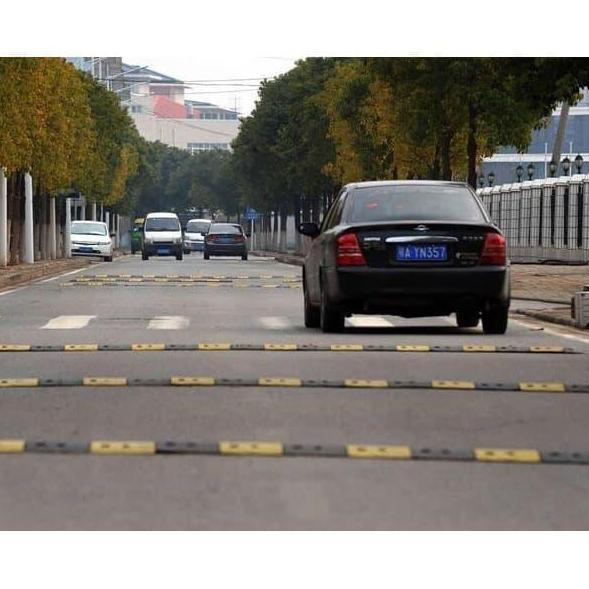 Polisi Tidur 100Cm Karet Rubber Speed Hump Polisi Tidur Karet Rubber