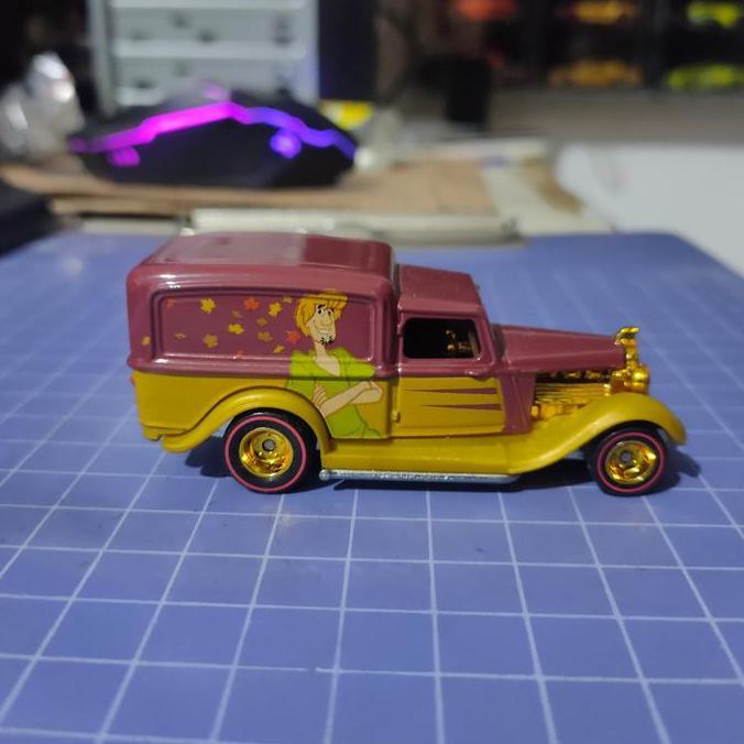 hot wheels 1934 dodge delivery schooby doo