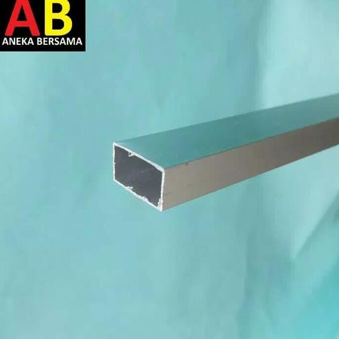Hollow Aluminium 10mm x 20mm silver 200cm