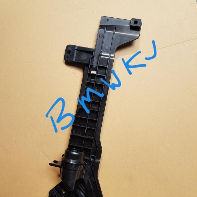 Housing Tabung Radiator BMW X5 E53 17111438819
