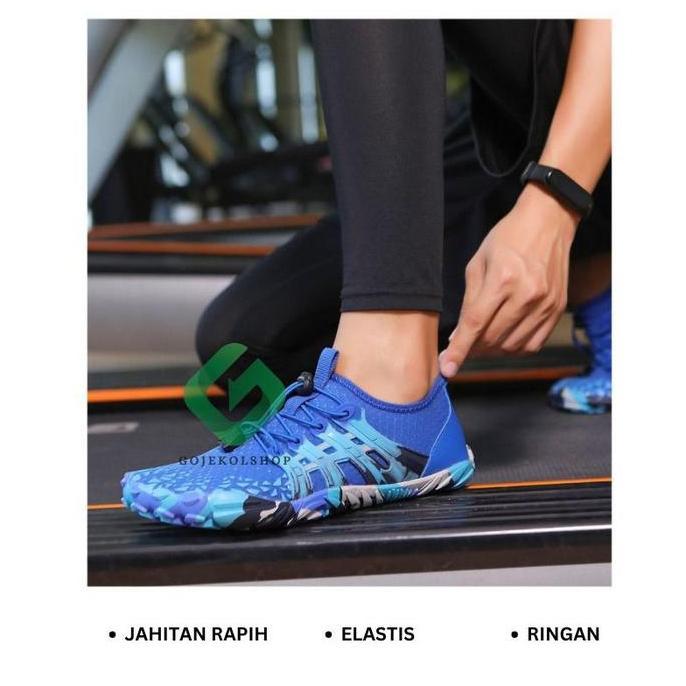 Sepatu Pantai Pria Wanita Anti Licin / Sepatu Hiking Anti Air