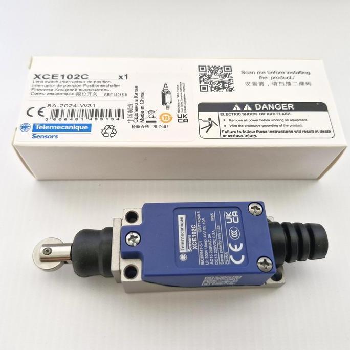 TERLARIS TELEMECANIQUE XCE-102C SCHNEIDER LIMIT SWITCH XCE 102C