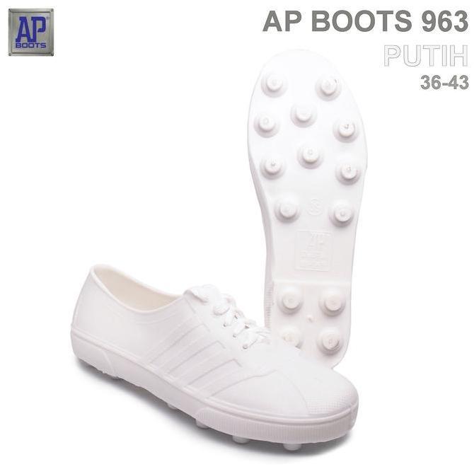 AP Boots AP 963 Putih - Sepatu Bola PVC