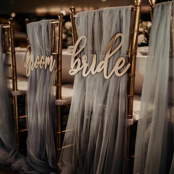 BRIDE & GROOM WEDDING CHAIR SIGN / KAYU