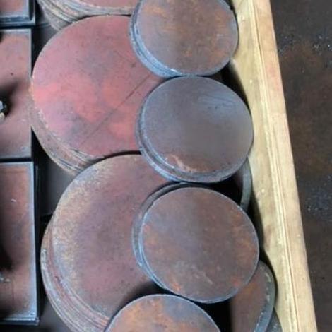 plat bulat besi hitam custom