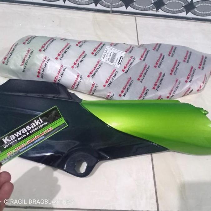 cover aki cover body tengah ninja r ninja ss hijau metalik orinal