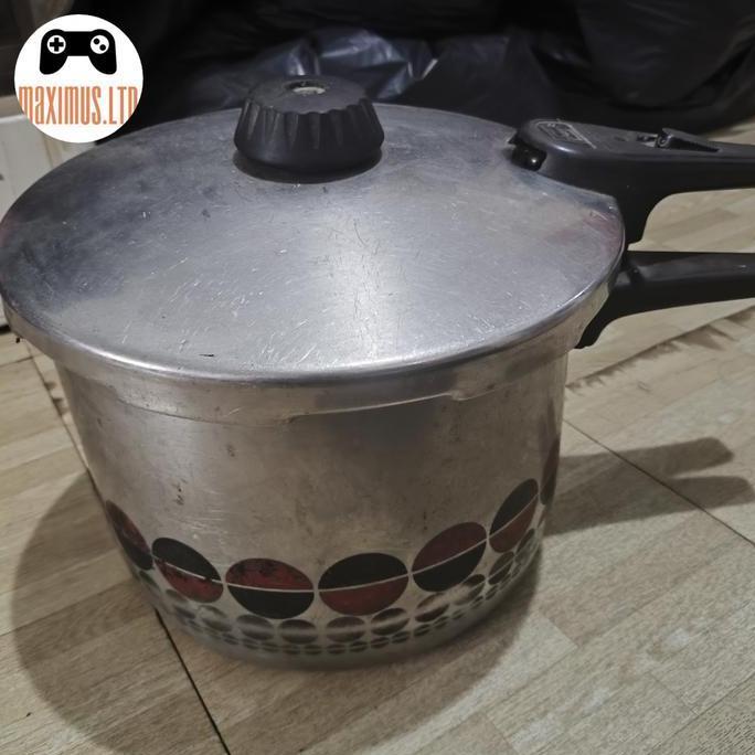 Fissler Vitavit Pressure Cooker Besar Panci Presto Asal Jerman (TERBAIK) (TERBARU) (TERMURAH)