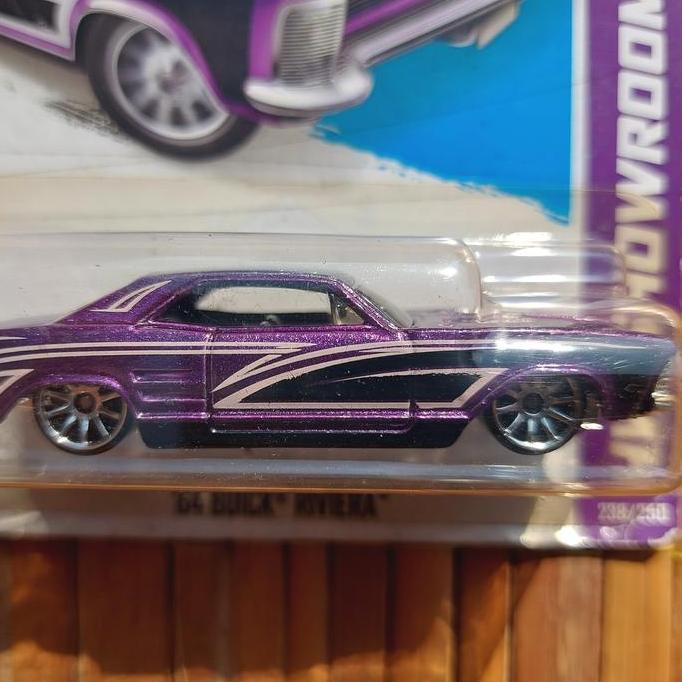 HOTWHEELS 64 BUICK RIVIERA 2019 HIJAU - MUSCLE OLDSCHOOL