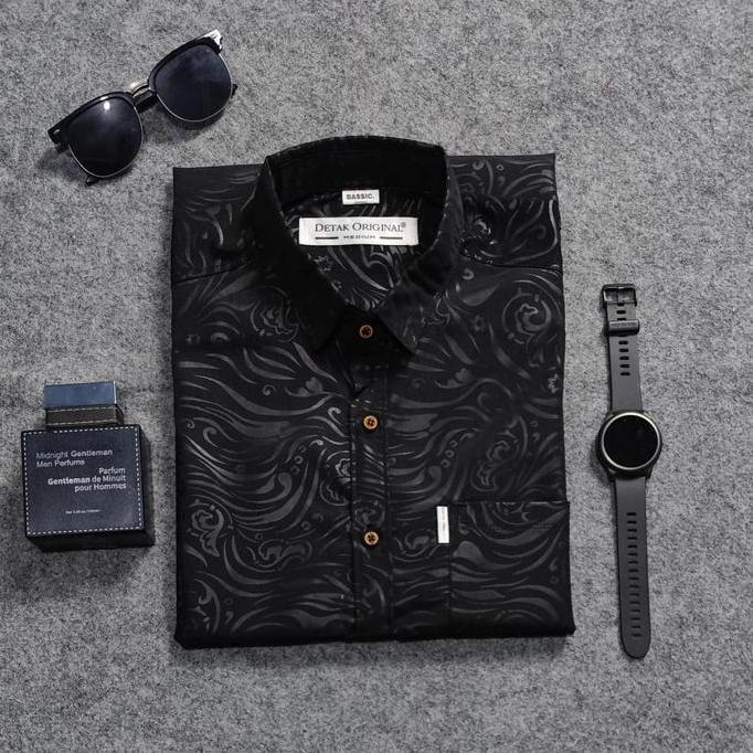Kemeja Embos Sultan Pria Lengan Pendek Hitam Yakuza Casual Slimfit