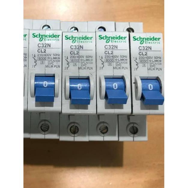 MCB PLN BIRU 1P 2A SCHNEIDER