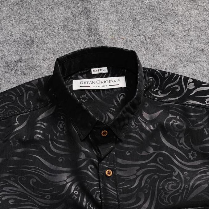 Kemeja Embos Sultan Pria Lengan Pendek Hitam Yakuza Casual Slimfit KS