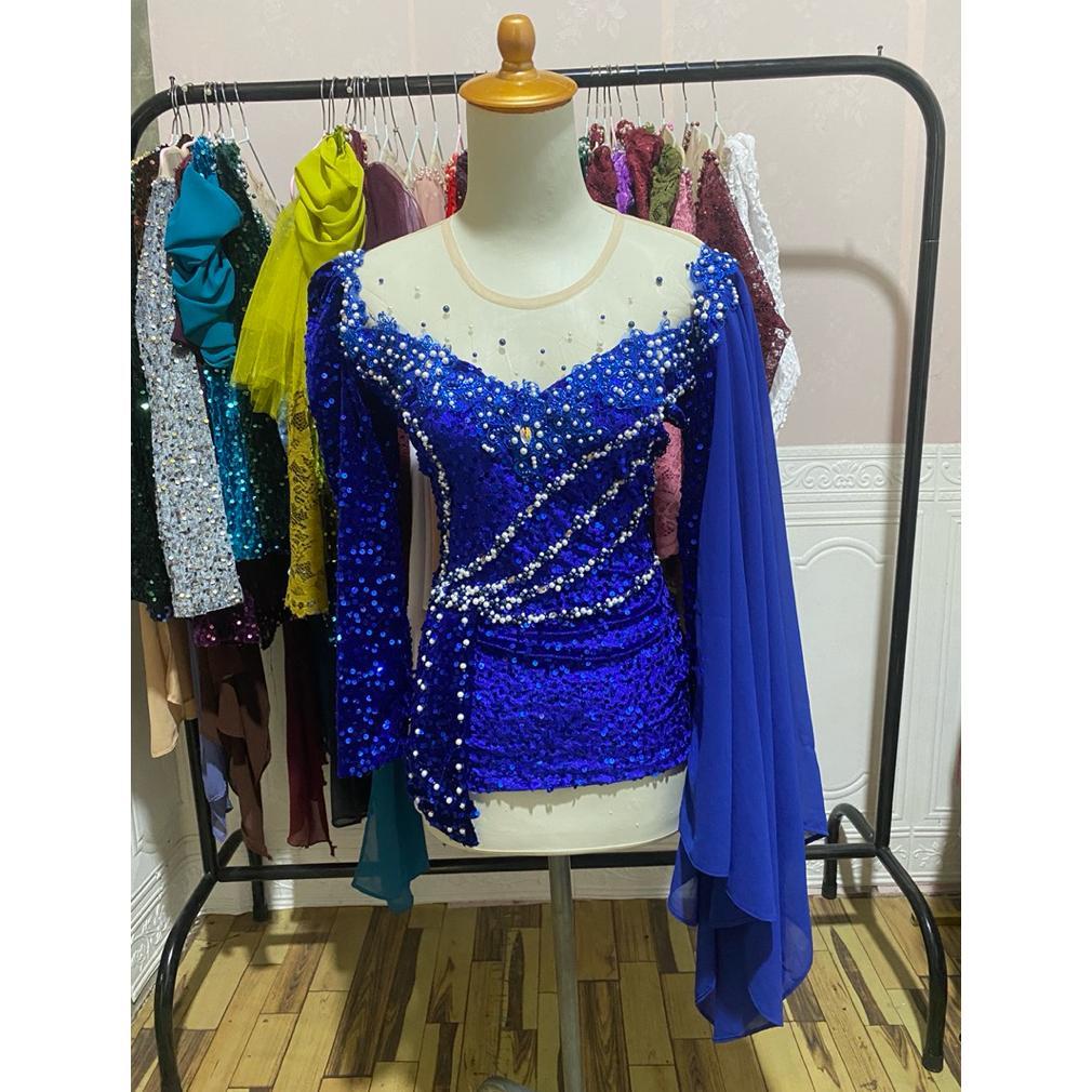 Diskon Kebaya Bludru Squin Hiasan Pita Pinggang Dan Selendang.