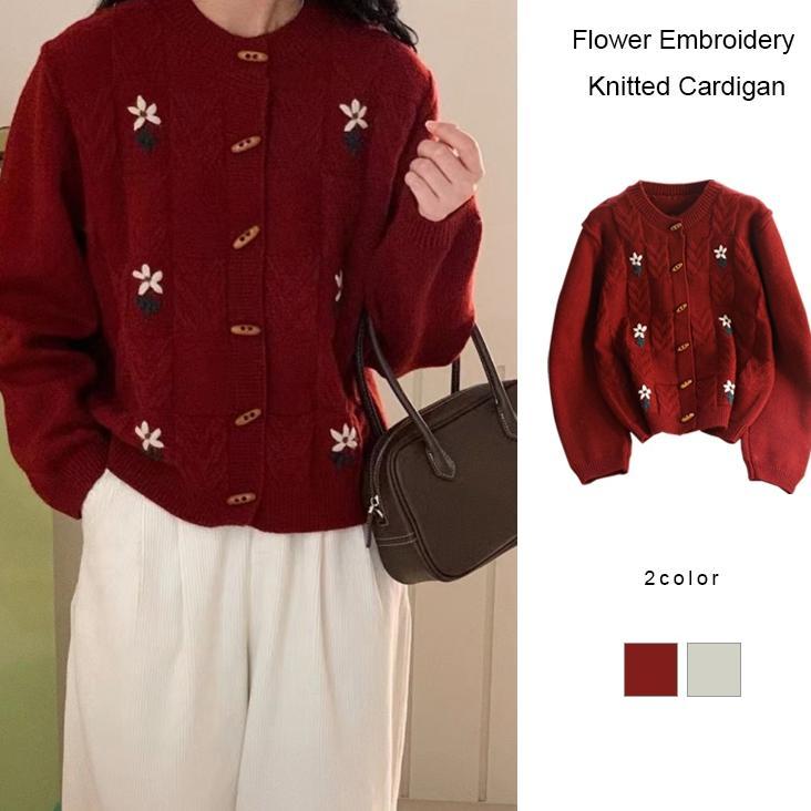 Jaket Sweater Kancing Tanduk Leher Bulat Kardigan Rajutan Bordir Bunga Atasan Lengan Panjang Wanita 