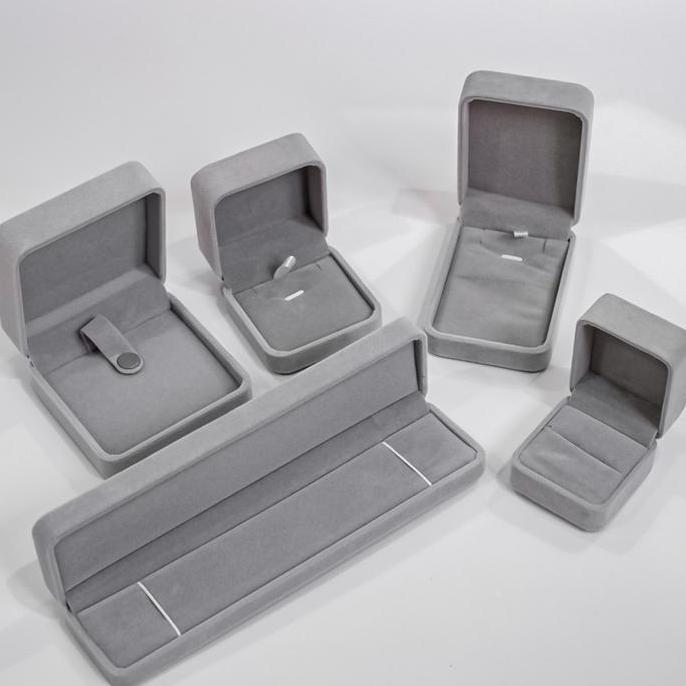Velvet gift box / gift box