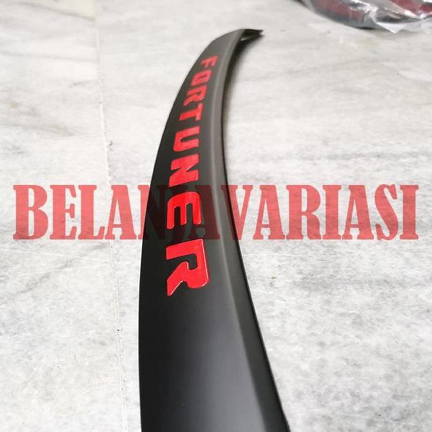 hansukriz - Lis Kap Mesin Fortuner 2016- Hitam Diskon