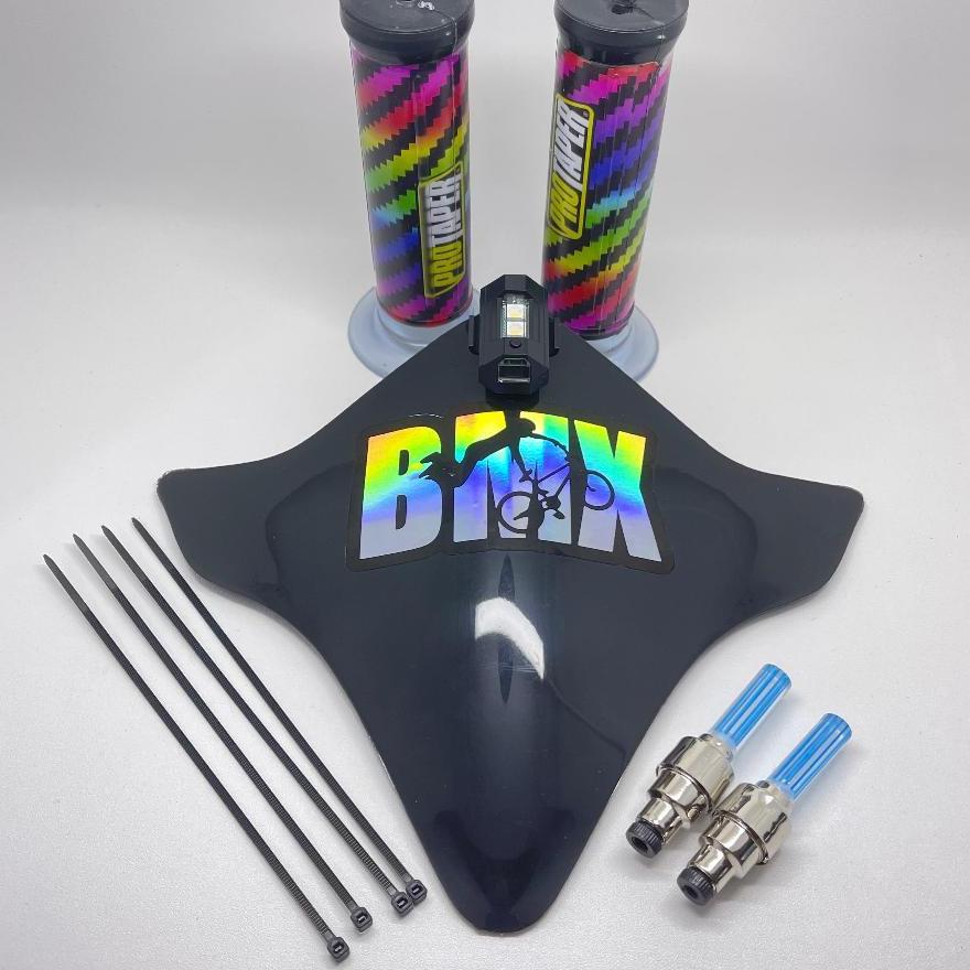 Paket Komplit Visor Sepeda Bmx + Stiker Hologram Bmx + Lampu Tempel + Lampu Tutup Pentil Nyala + Han