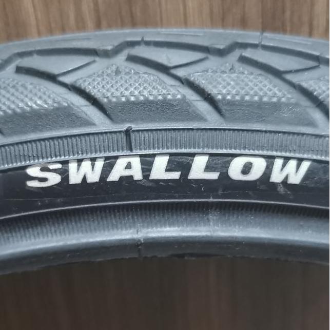 Ban Luar Sepeda Swallow 18X1.75