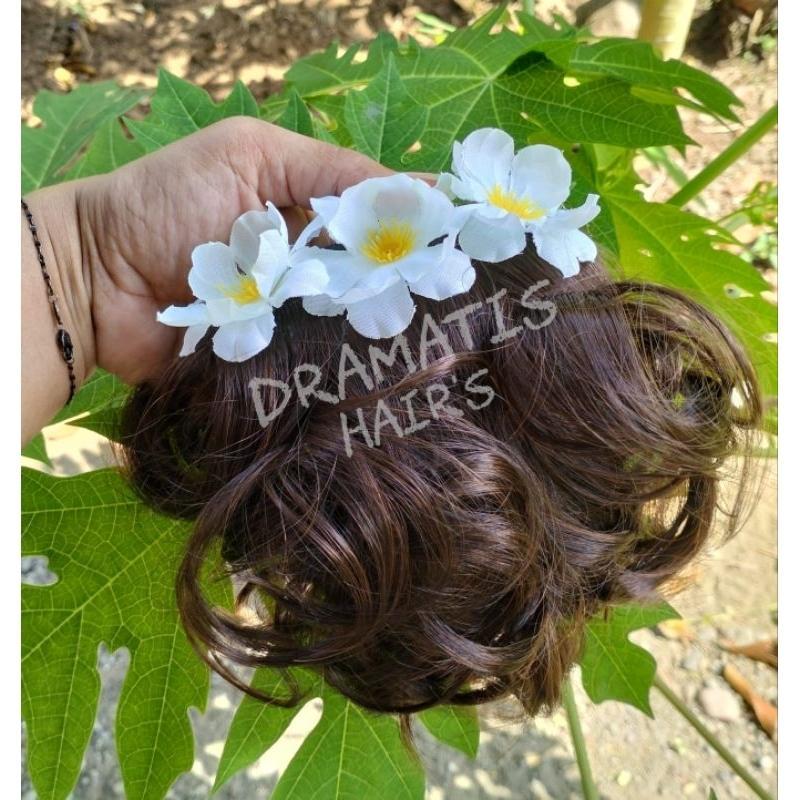 Sanggul Sirkam Keriting Warna Cokelat Lengkap Dengan Asesoris Bunga Sakura