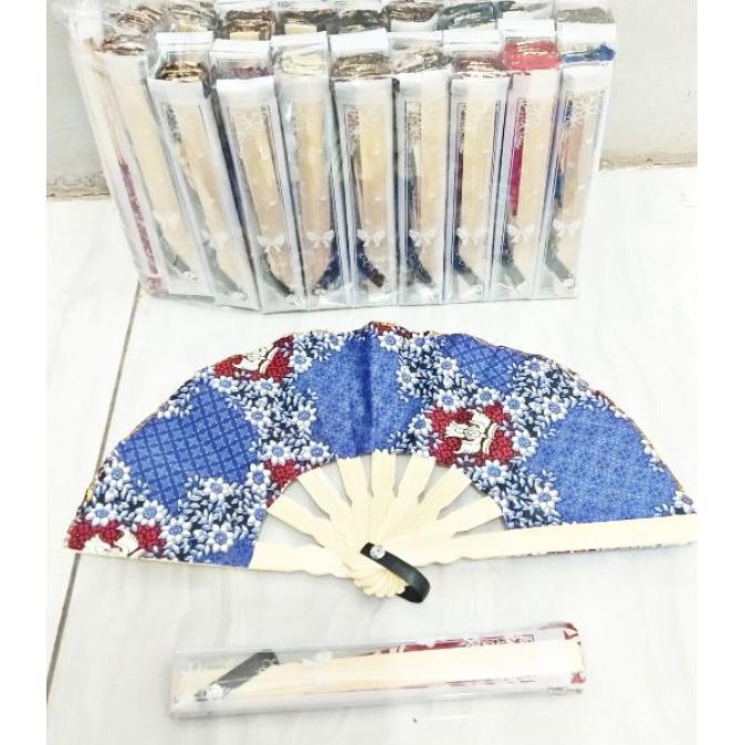 Isi 50 Souvenir Pernikahan Kipas Batik Kemas Mika Souvenir Kipas Murah Souvenir Pernikahan Unik
