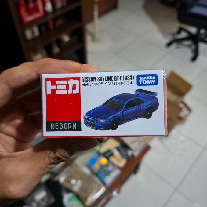 TOMICA REBORN NISSAN SKYLINE GTR (R34)