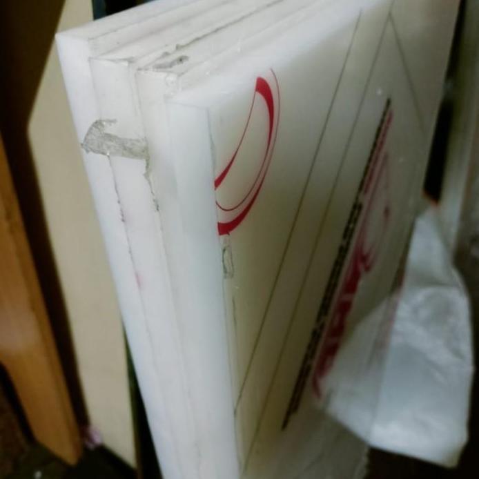 nylon sheet HDPE 10mm x 30 cm x 50 cm  ( PE sheet lembaran)