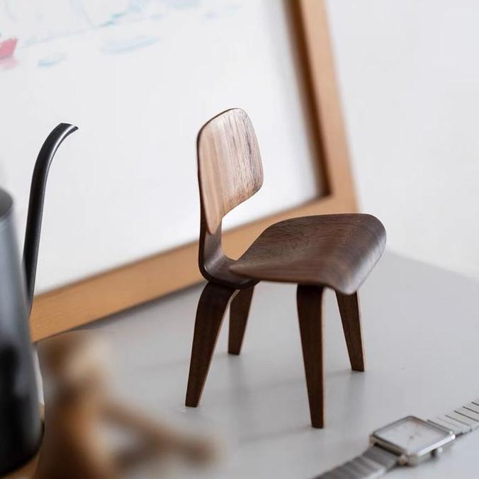 Eames Chair Miniature // Dekorasi // Miniature