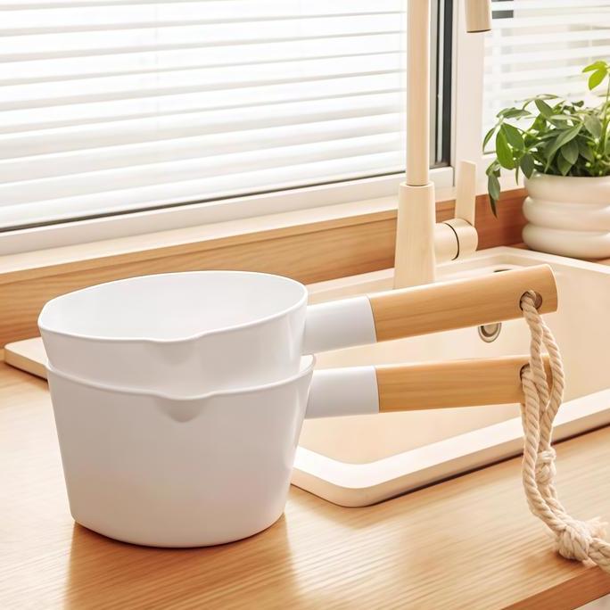 Home gayung air putih gagang Kayu/Home gayung mandi aesthetic/Gayung putih plastik/Gayung mandi aest