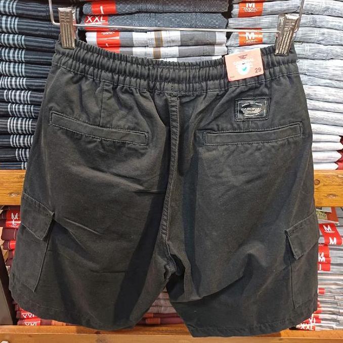 CELANA PENDEK CARDINAL CASUAL REGULER HITAM