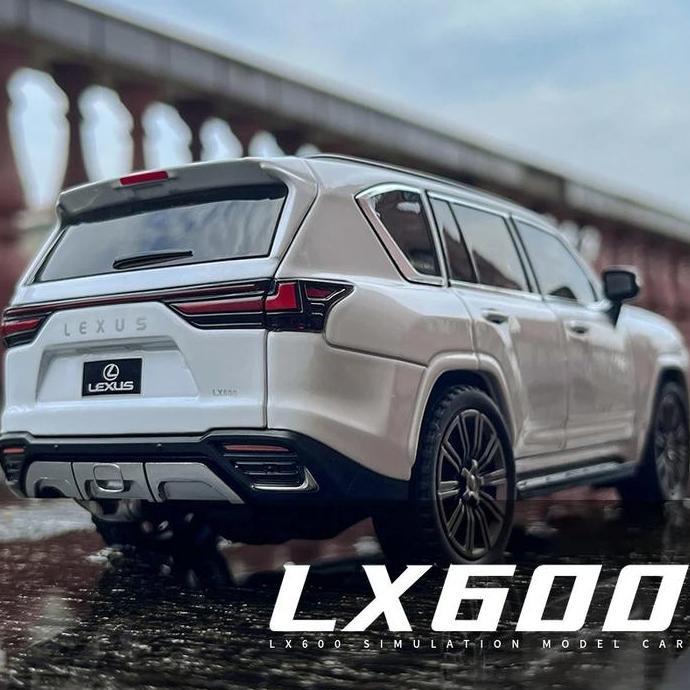 Promo Diecast Lexus Lx600 Lx 600 Miniatur Mobil Mainan Koleksi Skala 1:24