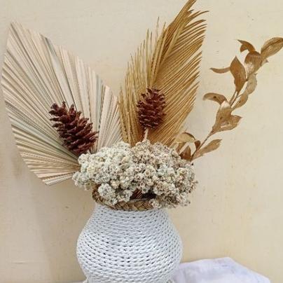 Paket Bunga Kering+Pot Guci Mendong Untuk Meja/Daun Palem Kering+Pinus Kering+Ruskus+Sikas+Edelweis/