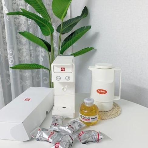illy machine coffee y3.3
