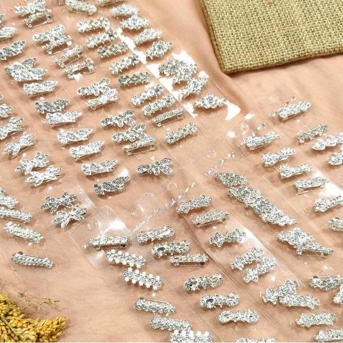 Bros Dagu Isi 12 Pcs Peniti Dagu Permata