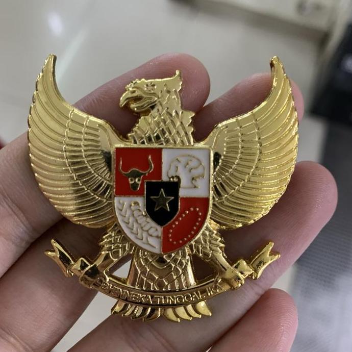 New - Pin Garuda Kuningan Cor 5 Cm Magnet Terbaru