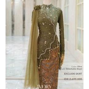 Diskon Sewa Kebaya Ivory Hijau Olive | Sewa Kebaya Lamaran | Sewa Kebaya Wisuda
