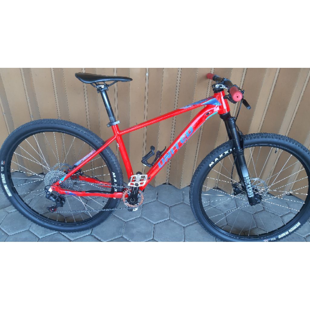 sepeda gunung united clovis 4 ukuran 29 er