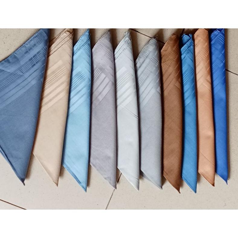 Saputangan Warna Polos 45 Cm X45 Cm Isi 6 Pis