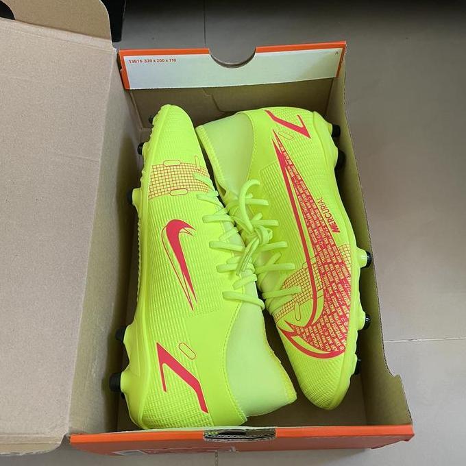 * SEPATU SEPAKBOLA NIKE SUPERFLY 8 CLUB FG / MG VOLT BNIB *