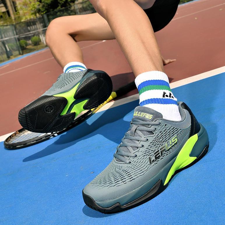CUCI GUDANG LEFUS Sepatu Badminton Pria dan wanita umum Sepatu Bulutangkis Sepatu Olahraga Badminton