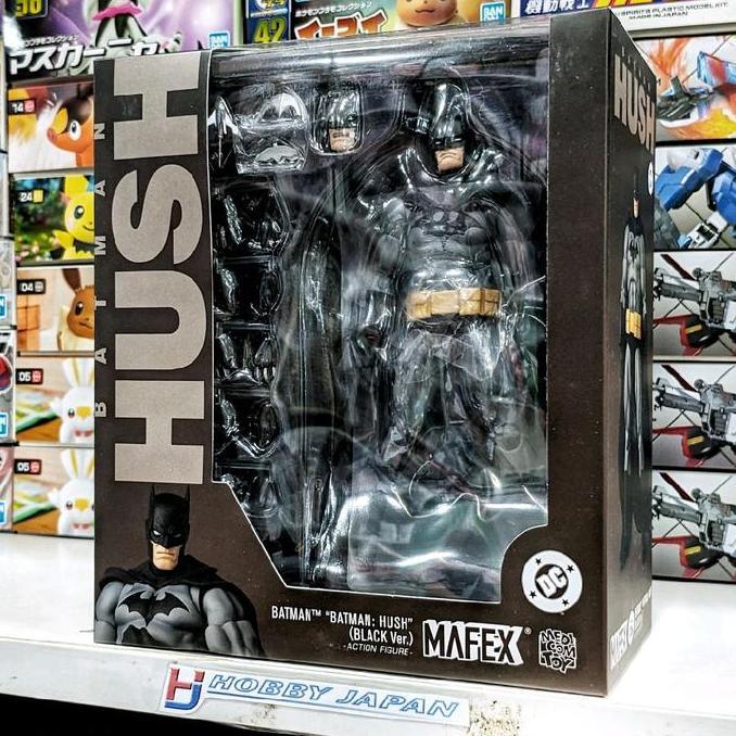 MAFEX 126 - Batman Hush Black Version