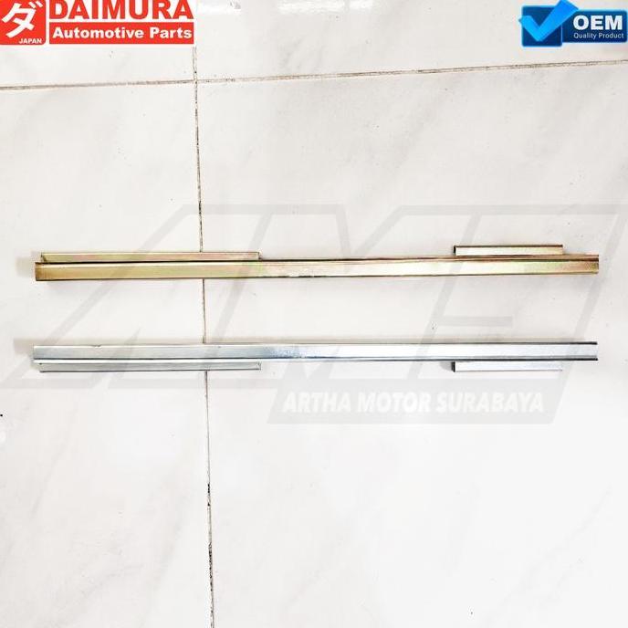 ] Dudukan Kaca Holder Glass Pintu L300 Bensin Solar Diesel Holder Kaca Pintu Samping L300 Bensin Sol