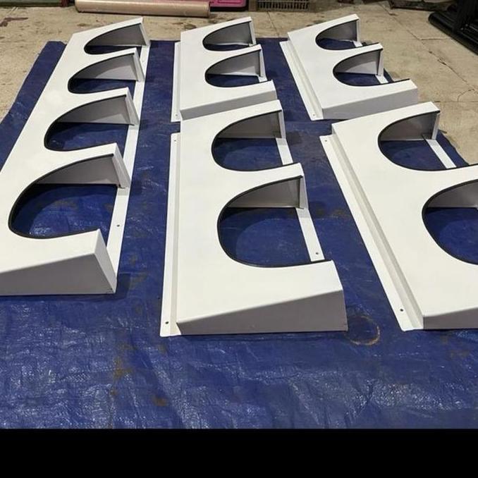 Rak Helm Safety Proyek Gantung dinding Bahan Besi Tebal Warna Cat Custom Penyimpanan Helm Safety Pro