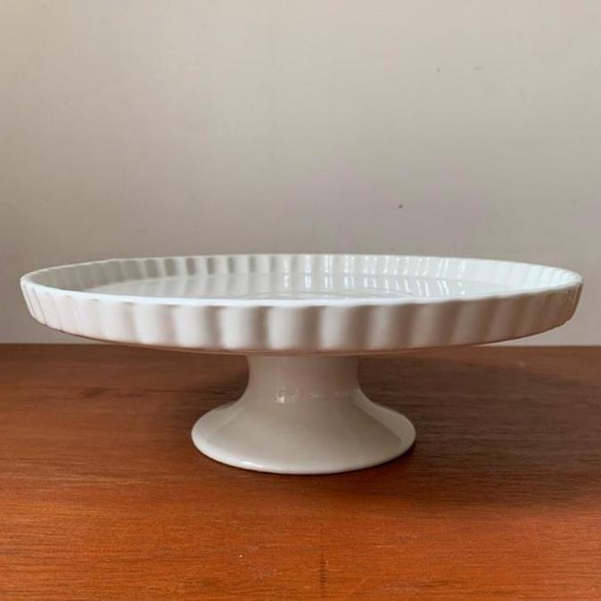 Cake Stand Porcelain Cake Plate With Stand Tatakan Kue Meja Kue 28 cm HT