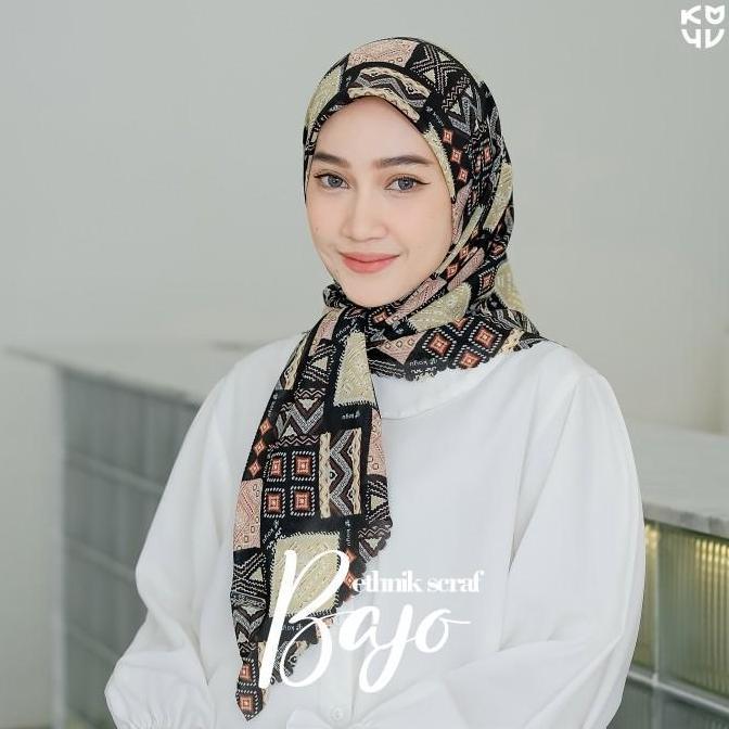 Koyu Hijab Segiempat Viney Jepang Scraft Ethnik Bajo