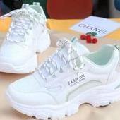 Diskon Sepatu Wanita Fcb Sepatu Sneakers Sepatu Olahraga Wanita