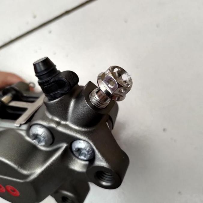Baut selang Kaliper Bremboo M10 baut 14 drat halus