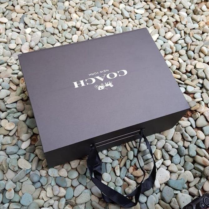 Newstockcik- Carton Box Coach Gift Box Box Gift / Box Magnet